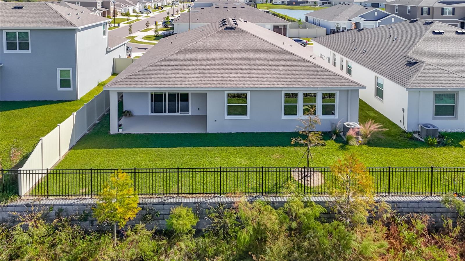 Image 72 of 92 For 10471 Bridgegate Heights Loop