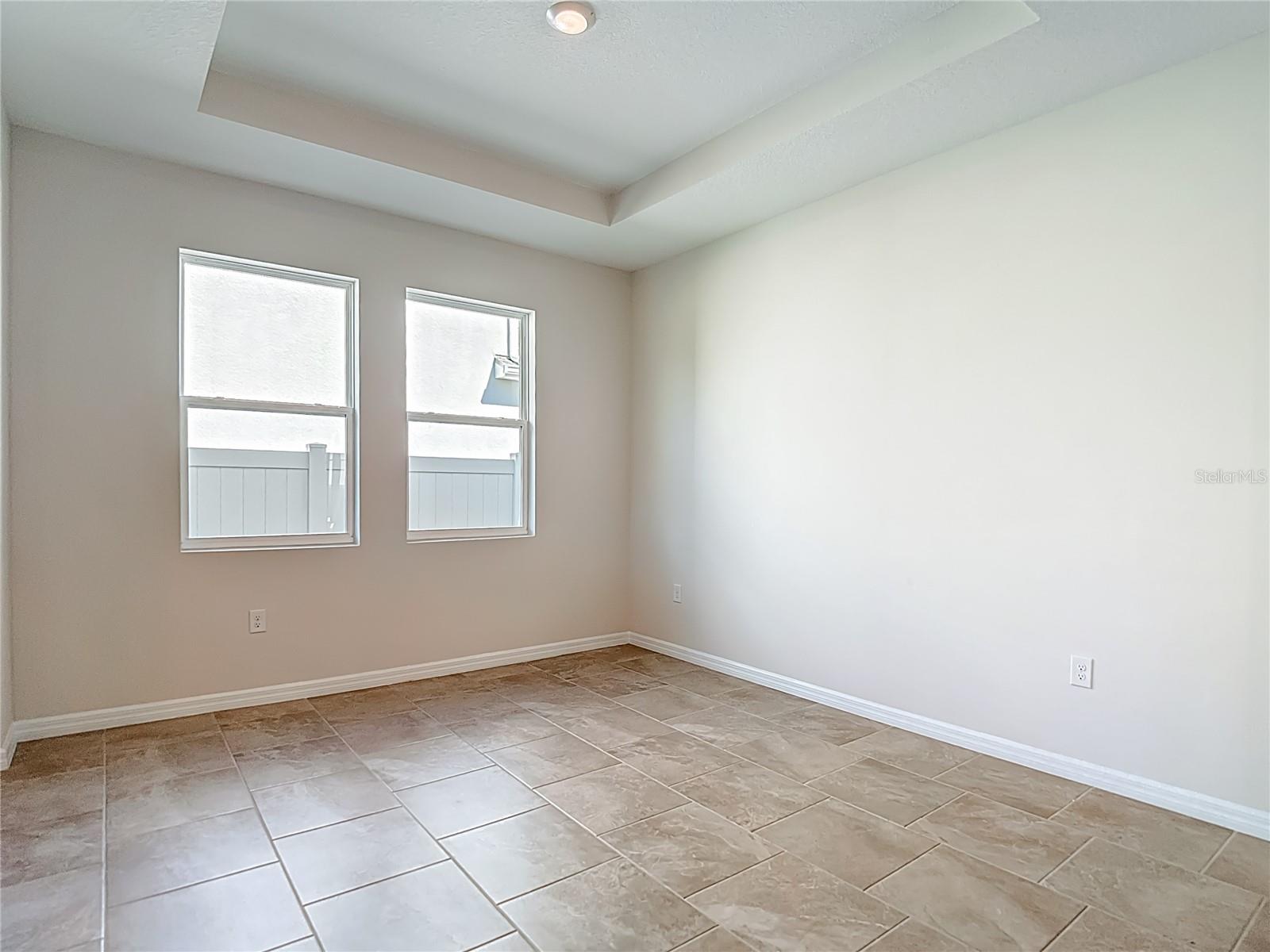 Image 8 of 92 For 10471 Bridgegate Heights Loop