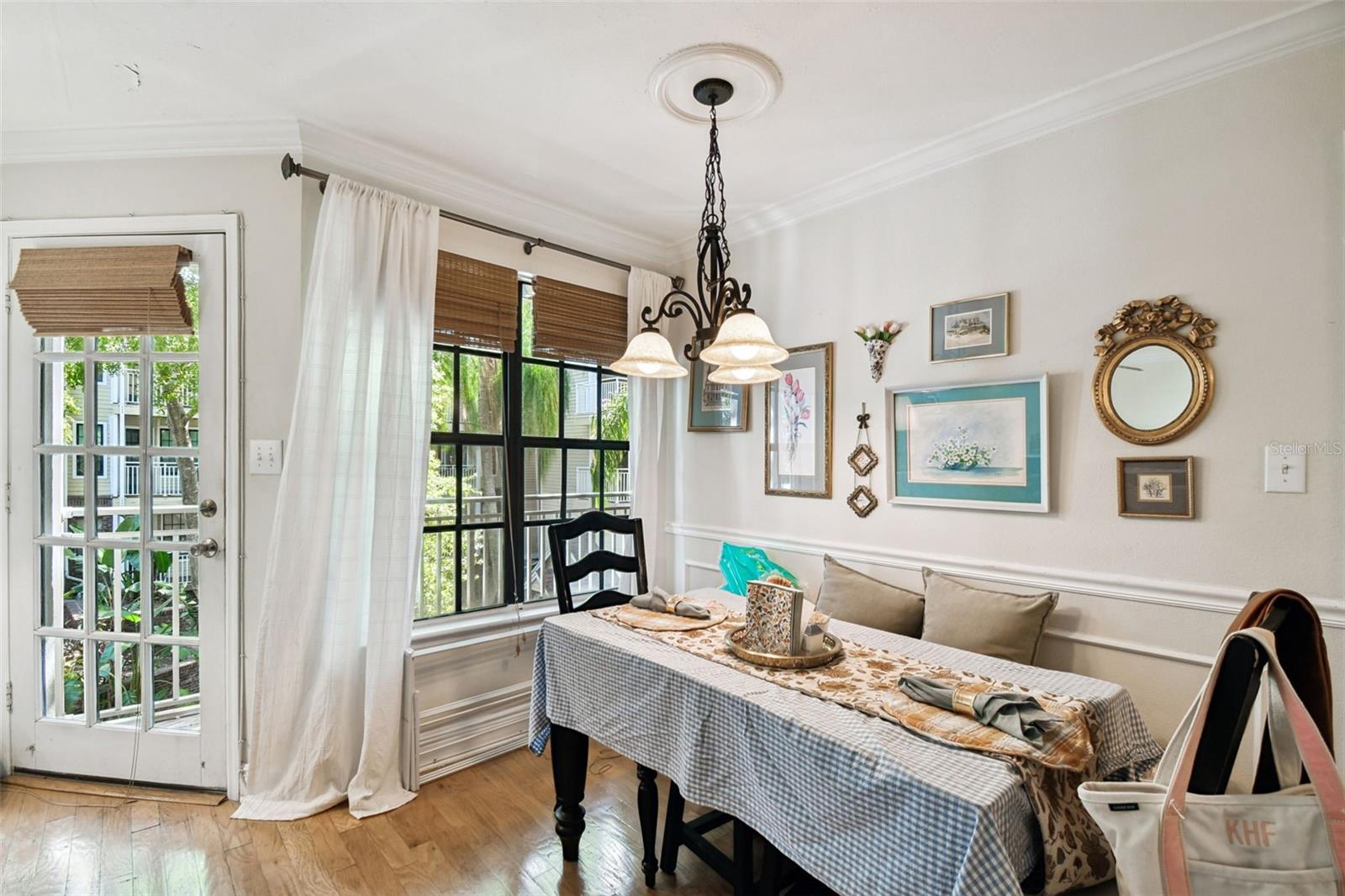 Image 16 of 42 For 1000 Horatio Street 202