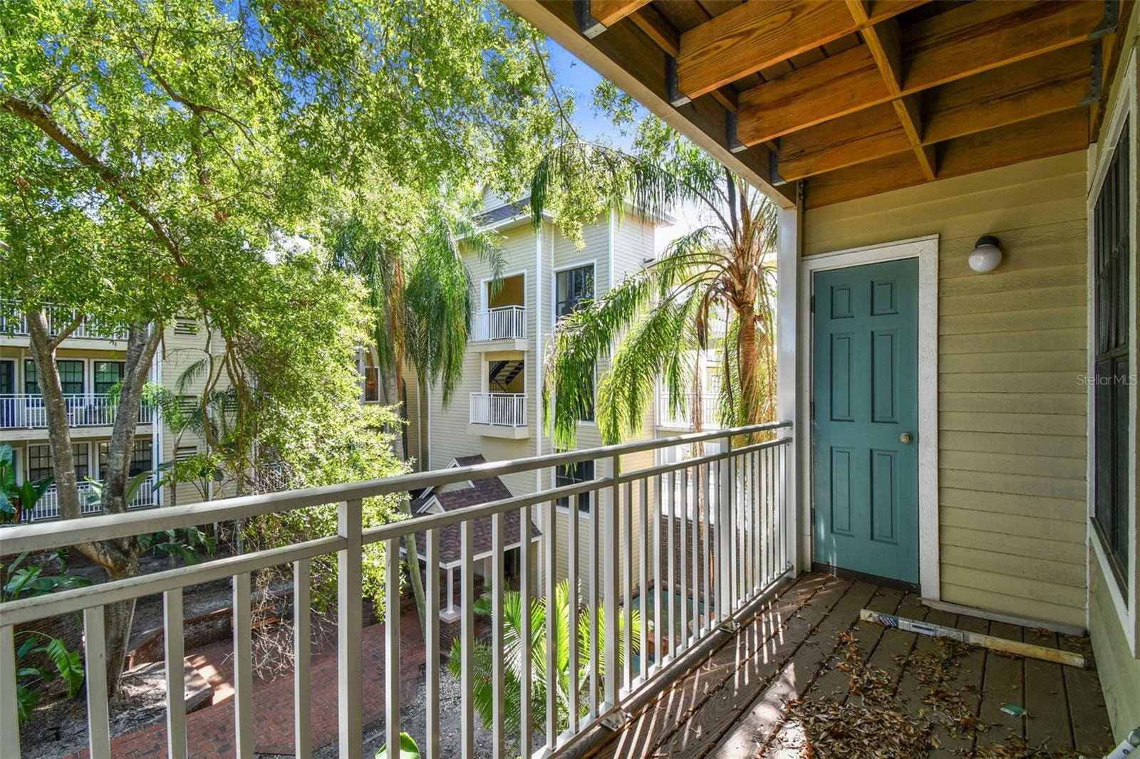 Image 23 of 42 For 1000 Horatio Street 202