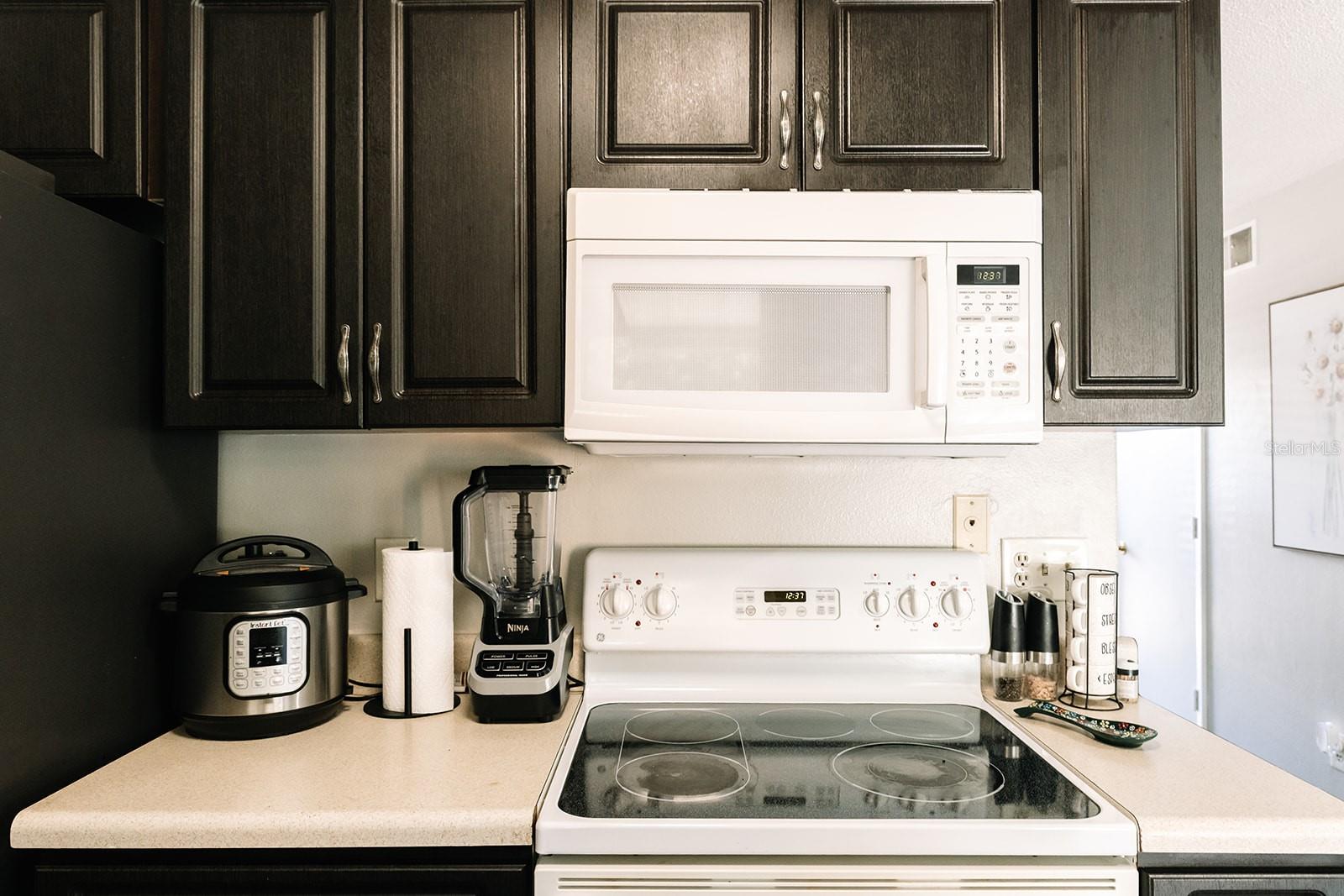 Image 10 of 31 For 14115 Village View Drive