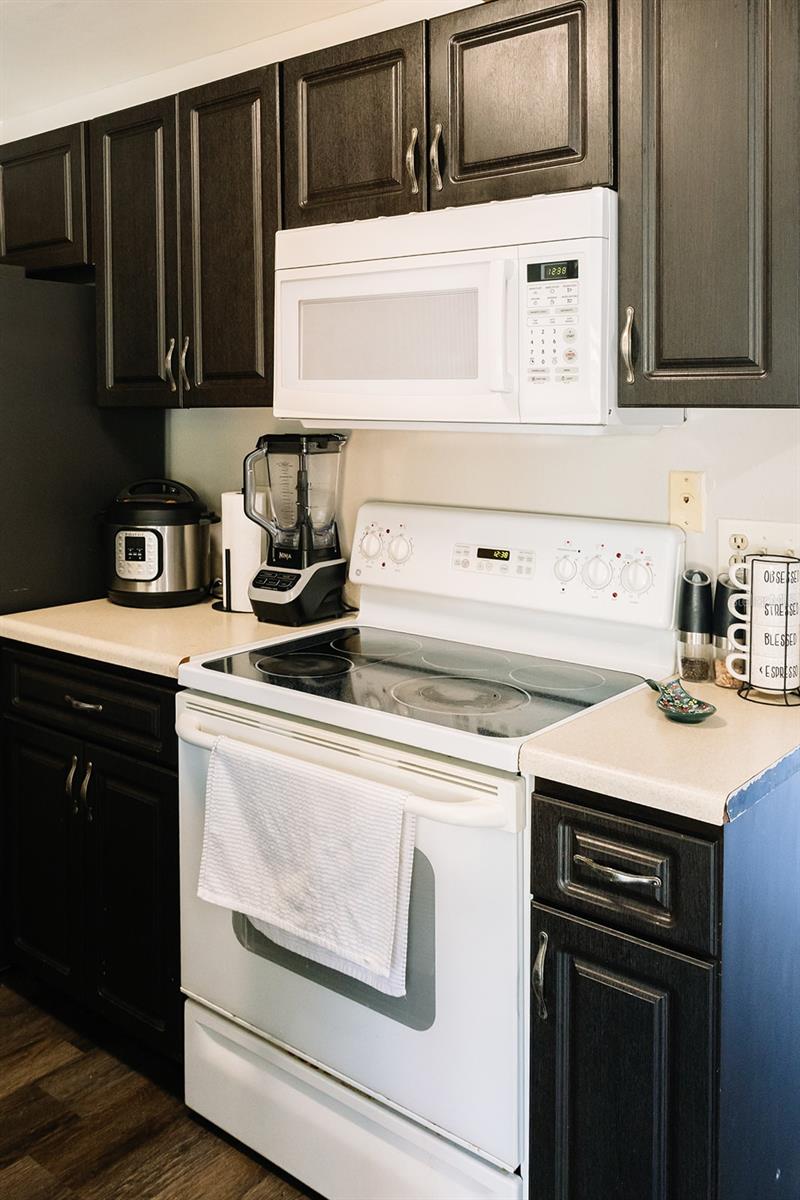 Image 11 of 31 For 14115 Village View Drive