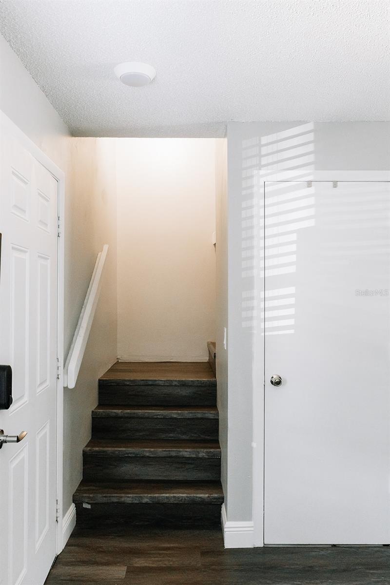 Image 17 of 31 For 14115 Village View Drive