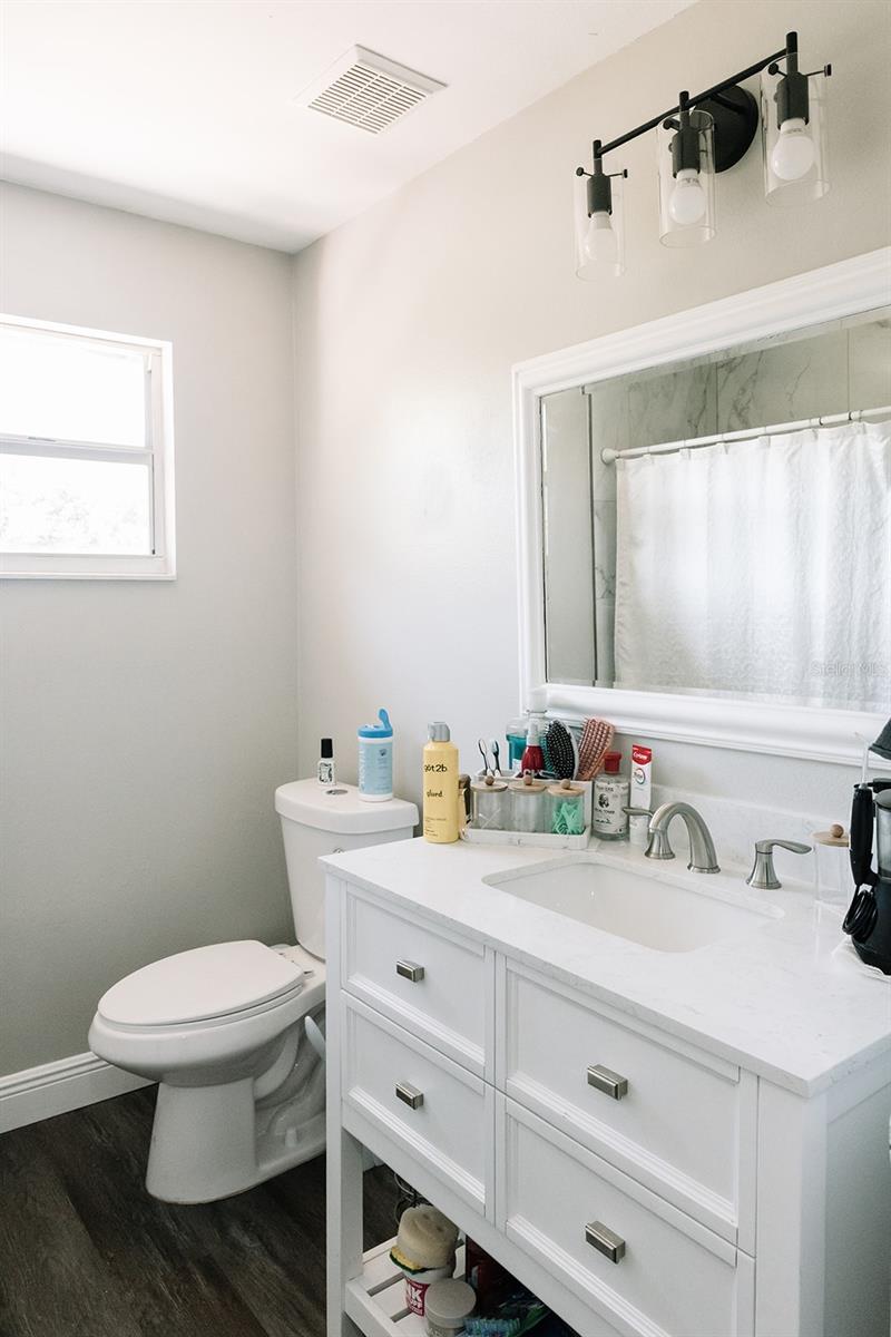 Image 19 of 31 For 14115 Village View Drive