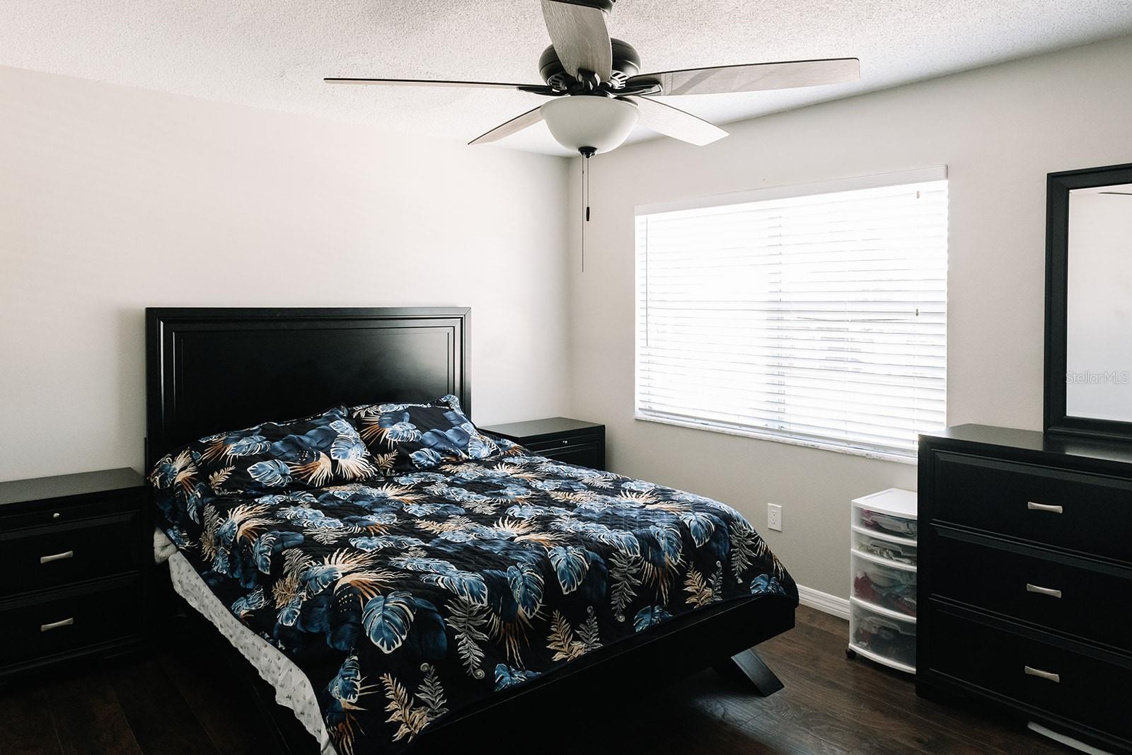 Image 25 of 31 For 14115 Village View Drive