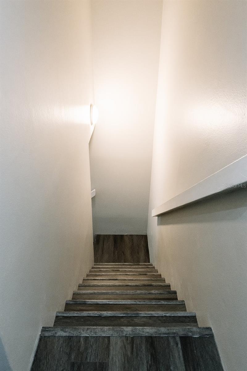 Image 28 of 31 For 14115 Village View Drive