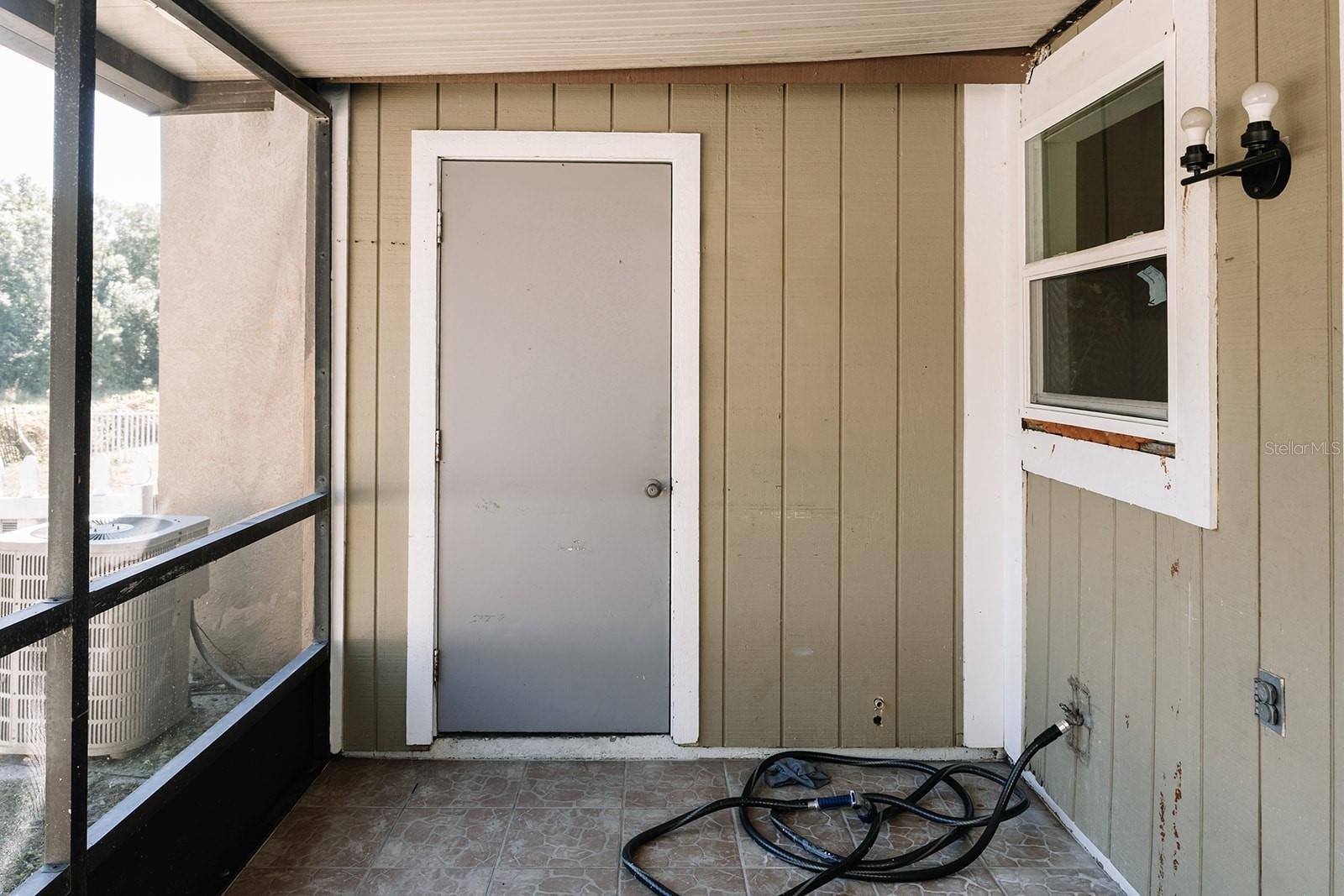 Image 29 of 31 For 14115 Village View Drive