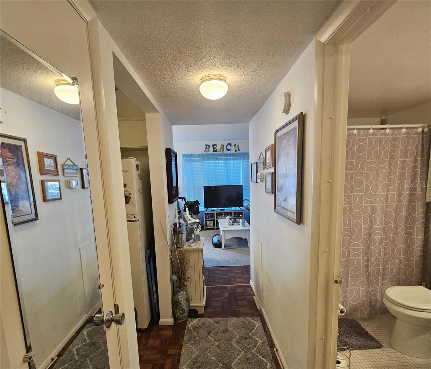 Image 7 of 35 For 2459 Columbia Drive 21