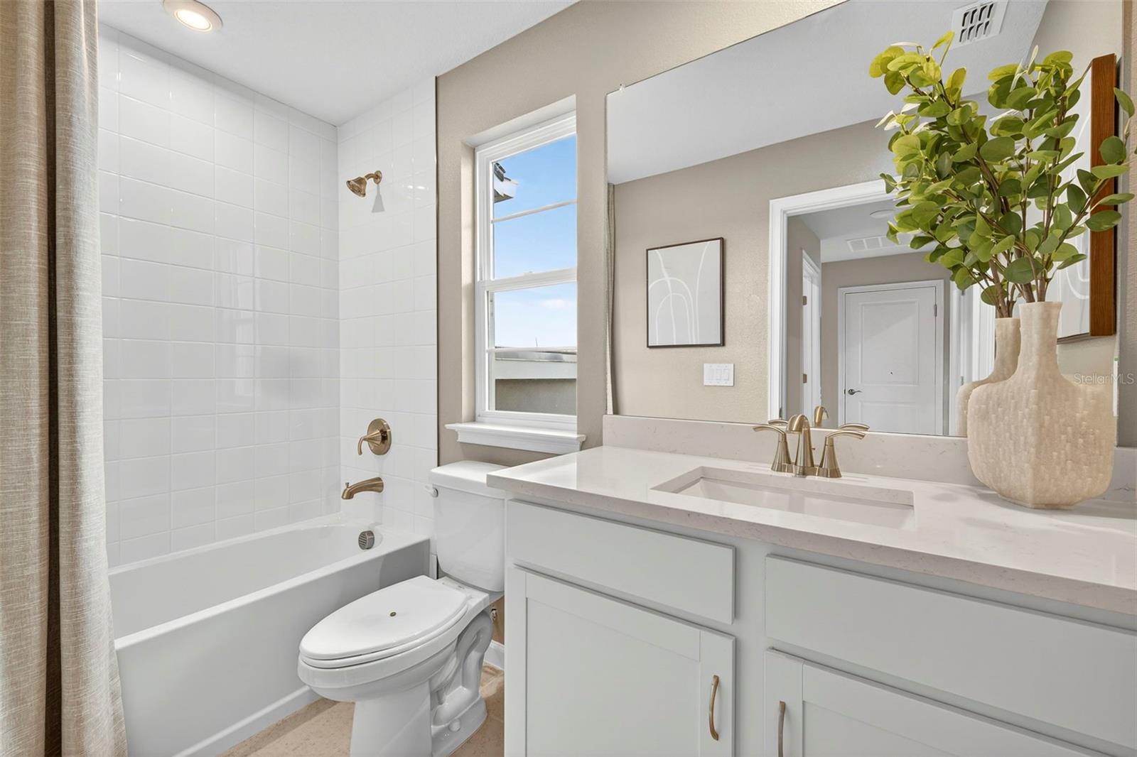 Image 17 of 23 For 13235 Oxeye Lane