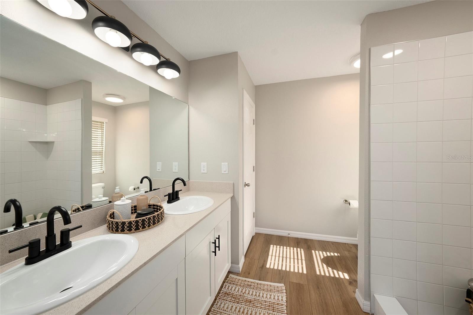 Image 20 of 26 For 5486 Summer Sunset Drive