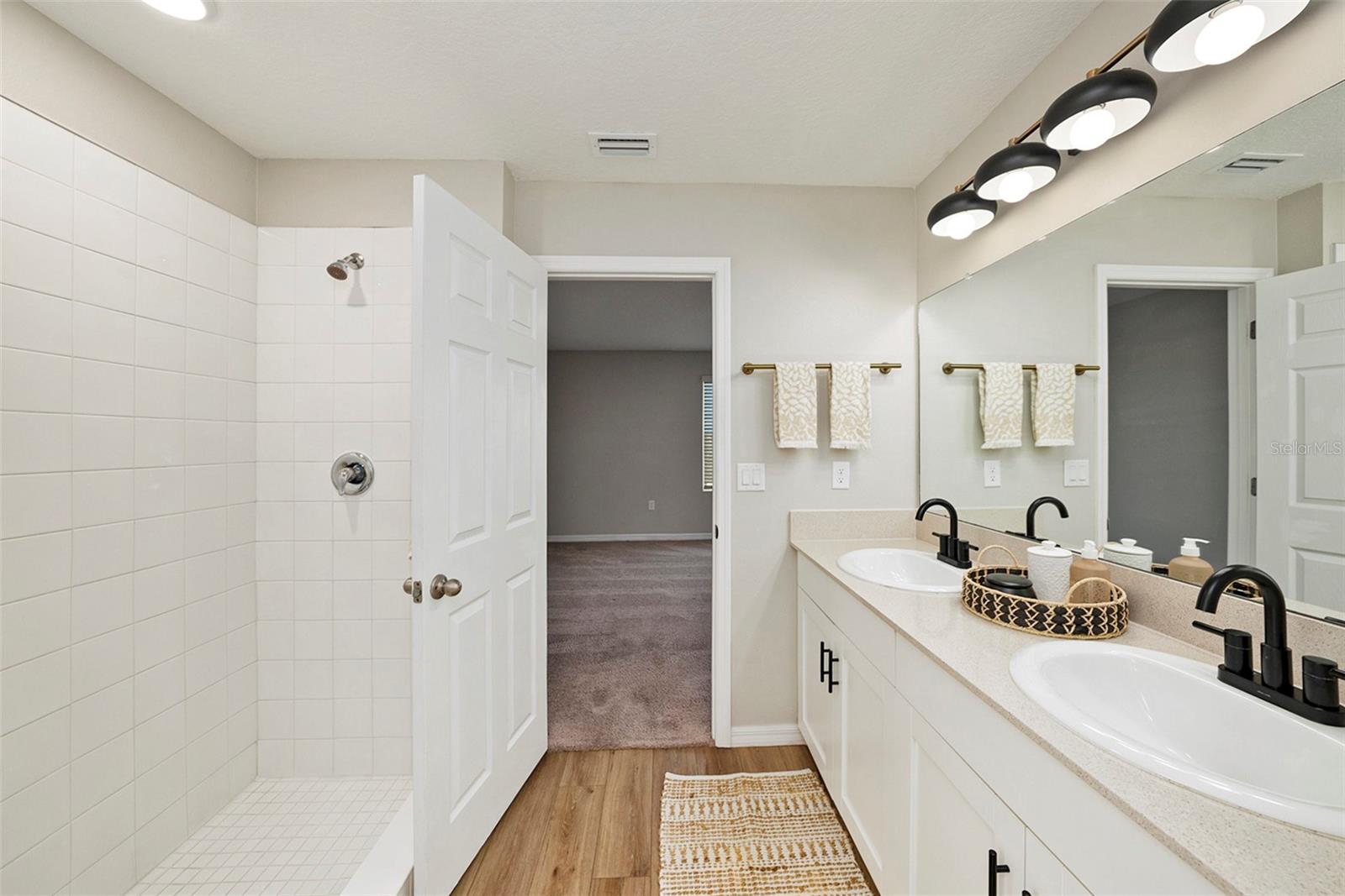 Image 21 of 26 For 5486 Summer Sunset Drive