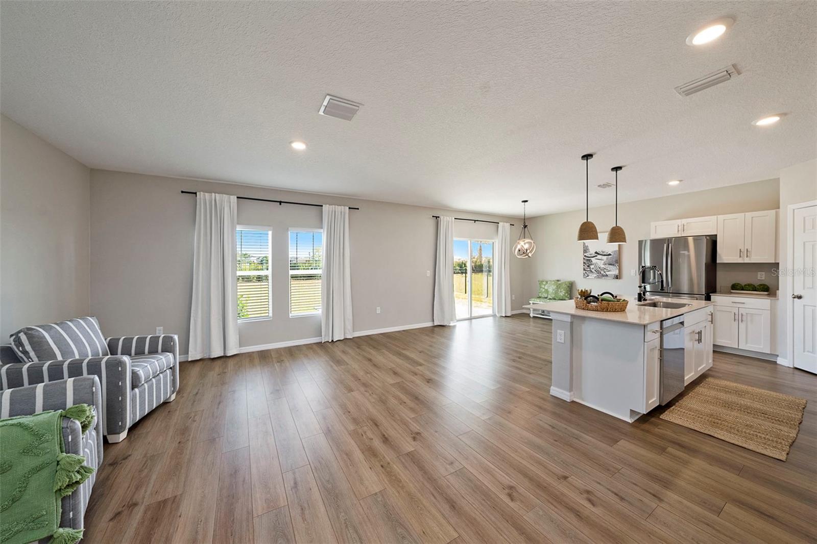 Image 5 of 26 For 5486 Summer Sunset Drive