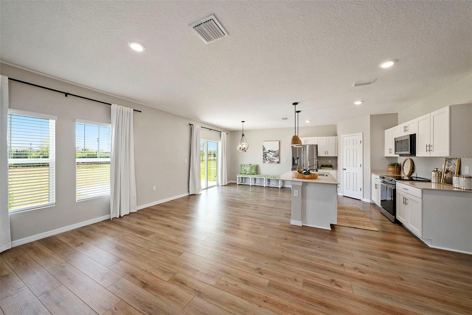 Image 6 of 26 For 5486 Summer Sunset Drive