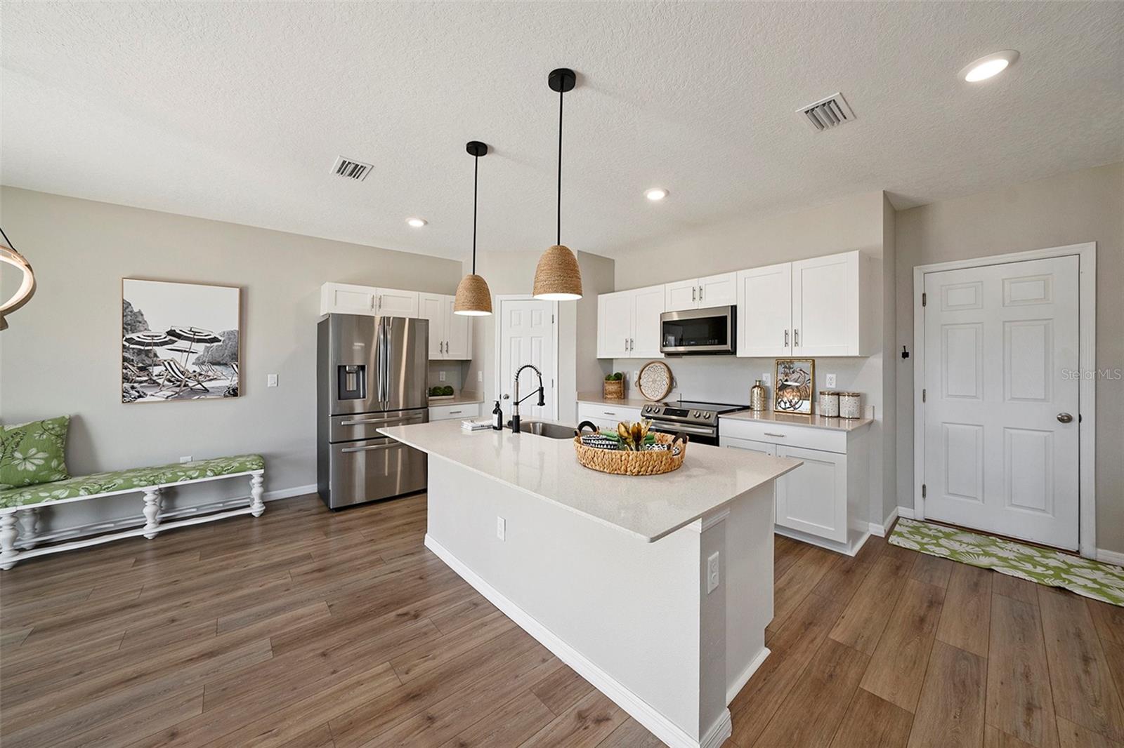 Image 9 of 26 For 5486 Summer Sunset Drive