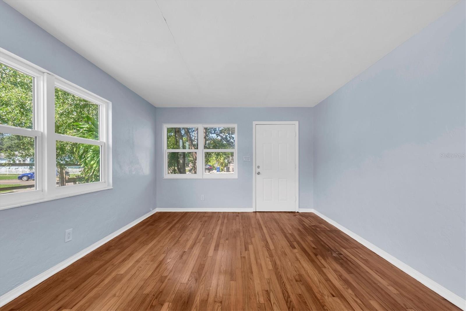 Image 11 of 26 For 1101 A 28th Street N