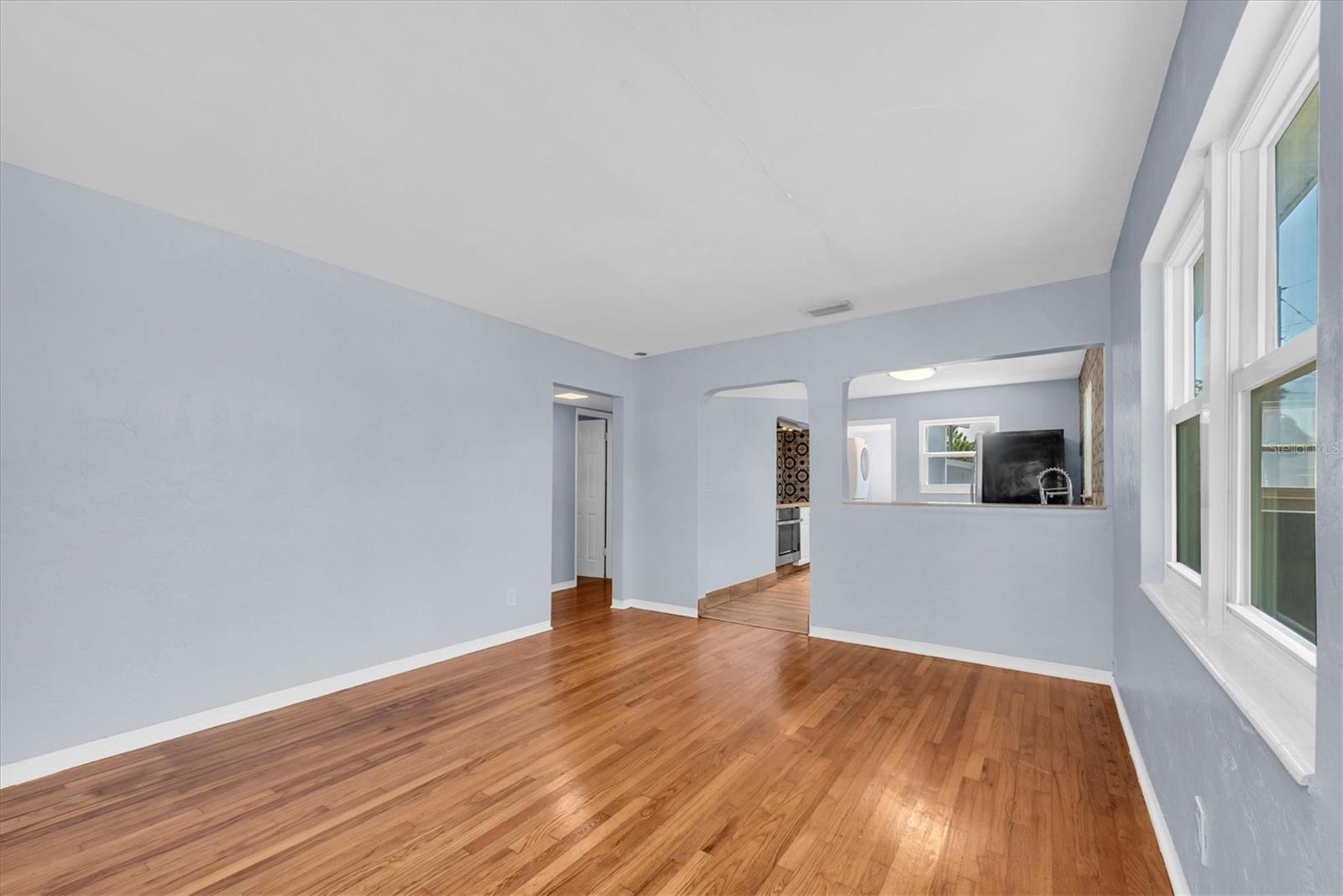 Image 9 of 26 For 1101 A 28th Street N