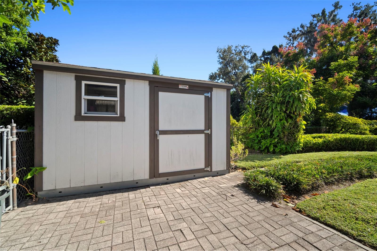 Image 32 of 38 For 501 Bryan Circle