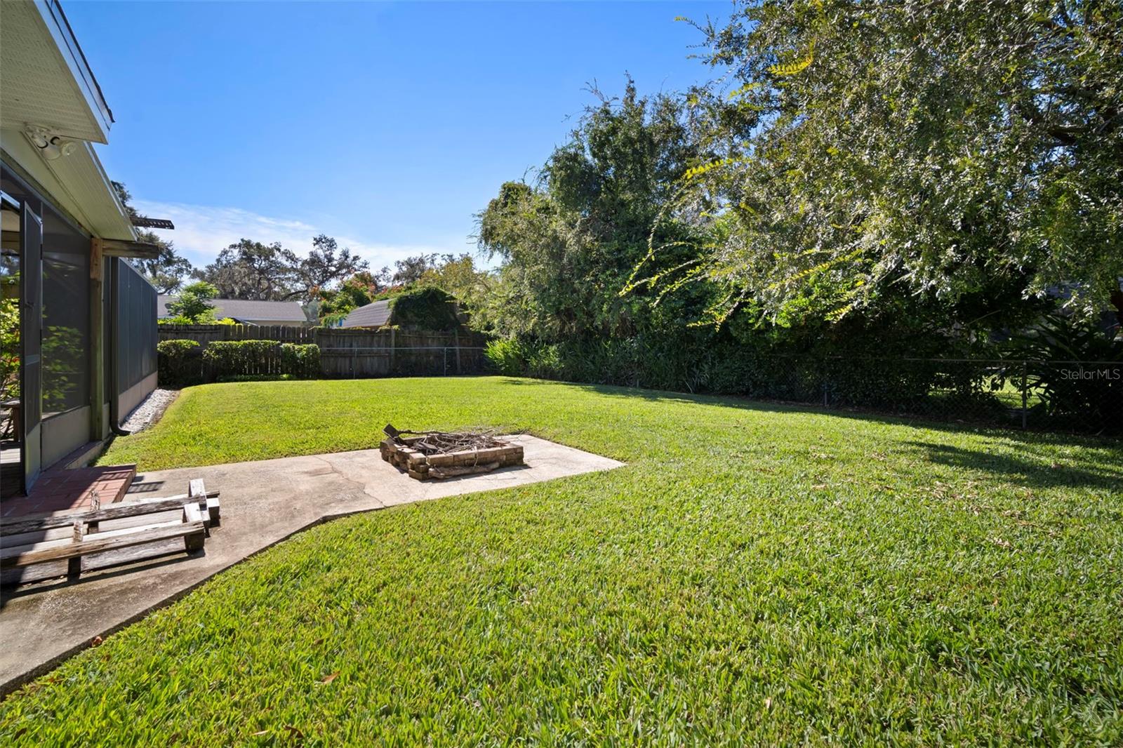 Image 33 of 38 For 501 Bryan Circle