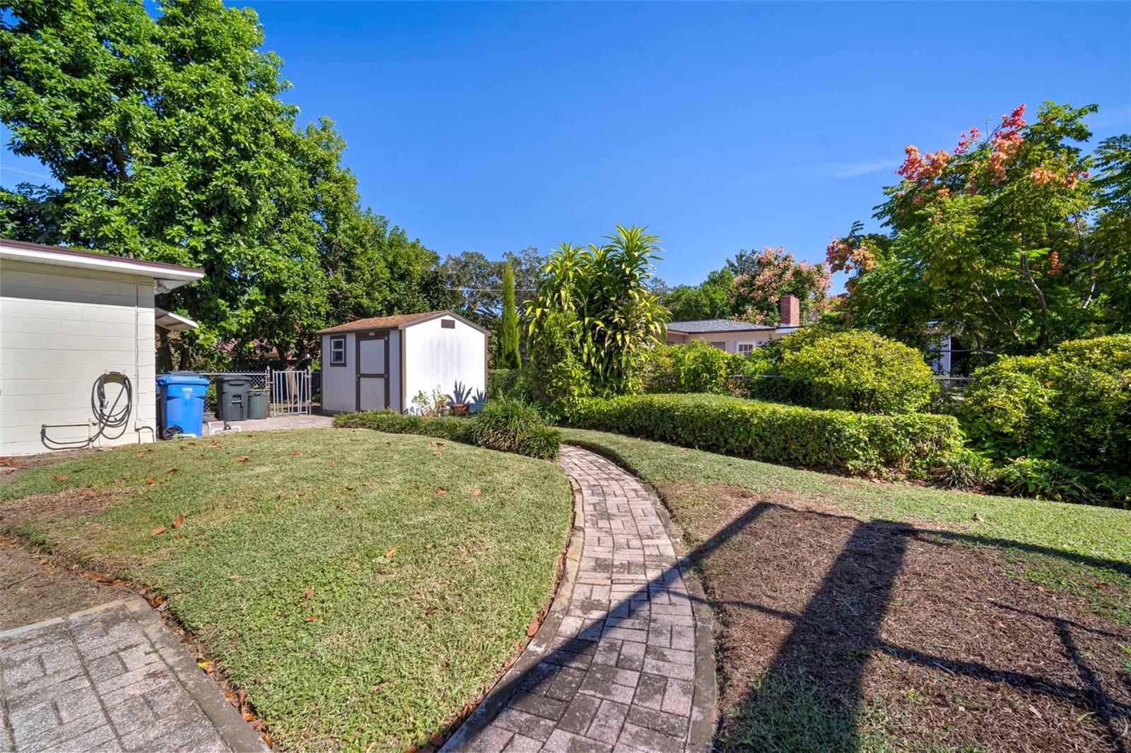 Image 34 of 38 For 501 Bryan Circle