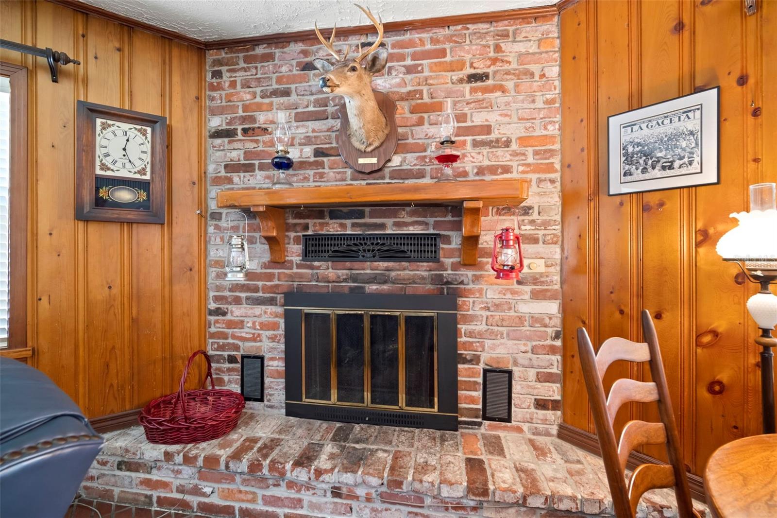 Image 9 of 38 For 501 Bryan Circle