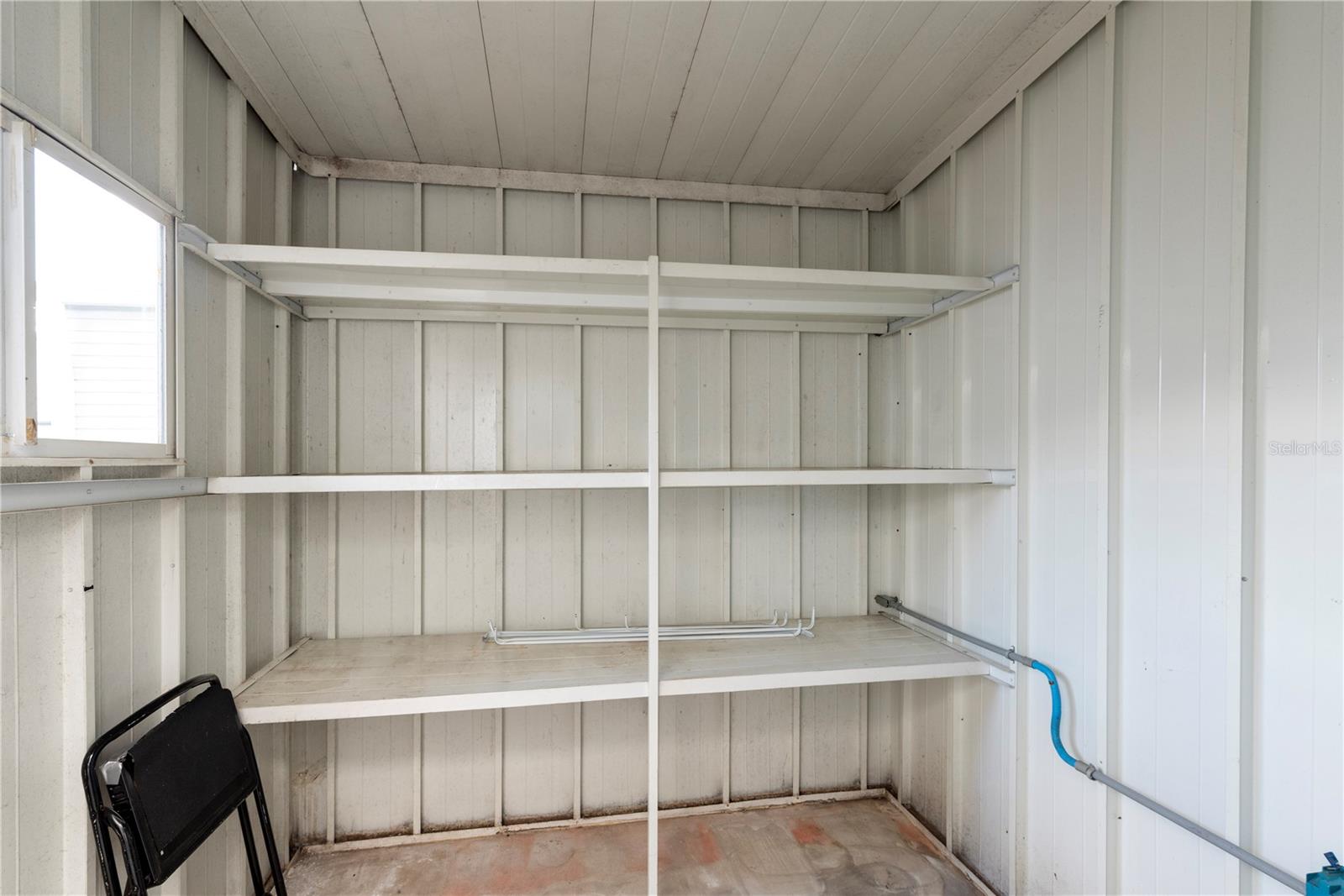 Listing photo id 18 for 1001 Starkey Road 767