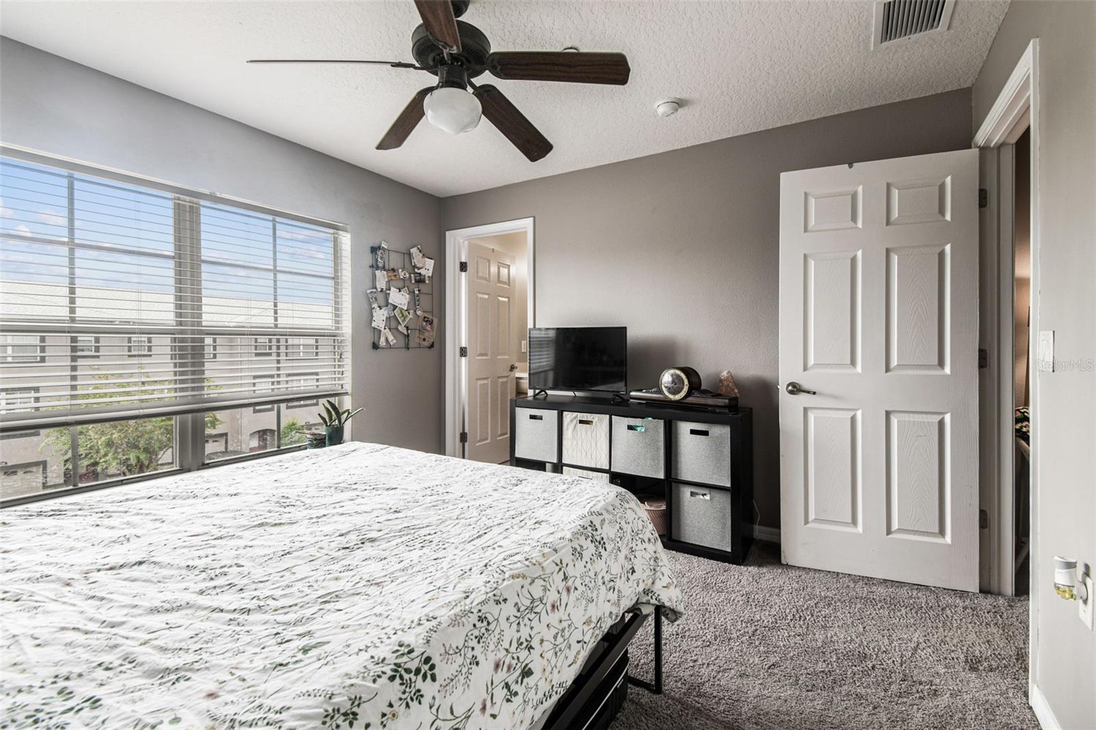 Image 24 of 39 For 2503 Middleton Grove Drive