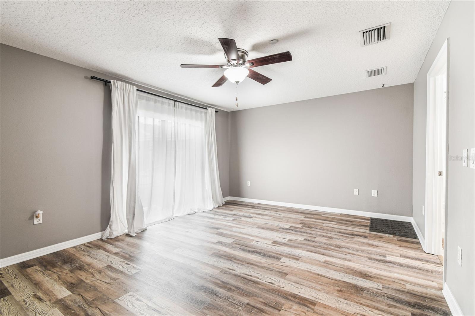 Image 3 of 39 For 2503 Middleton Grove Drive