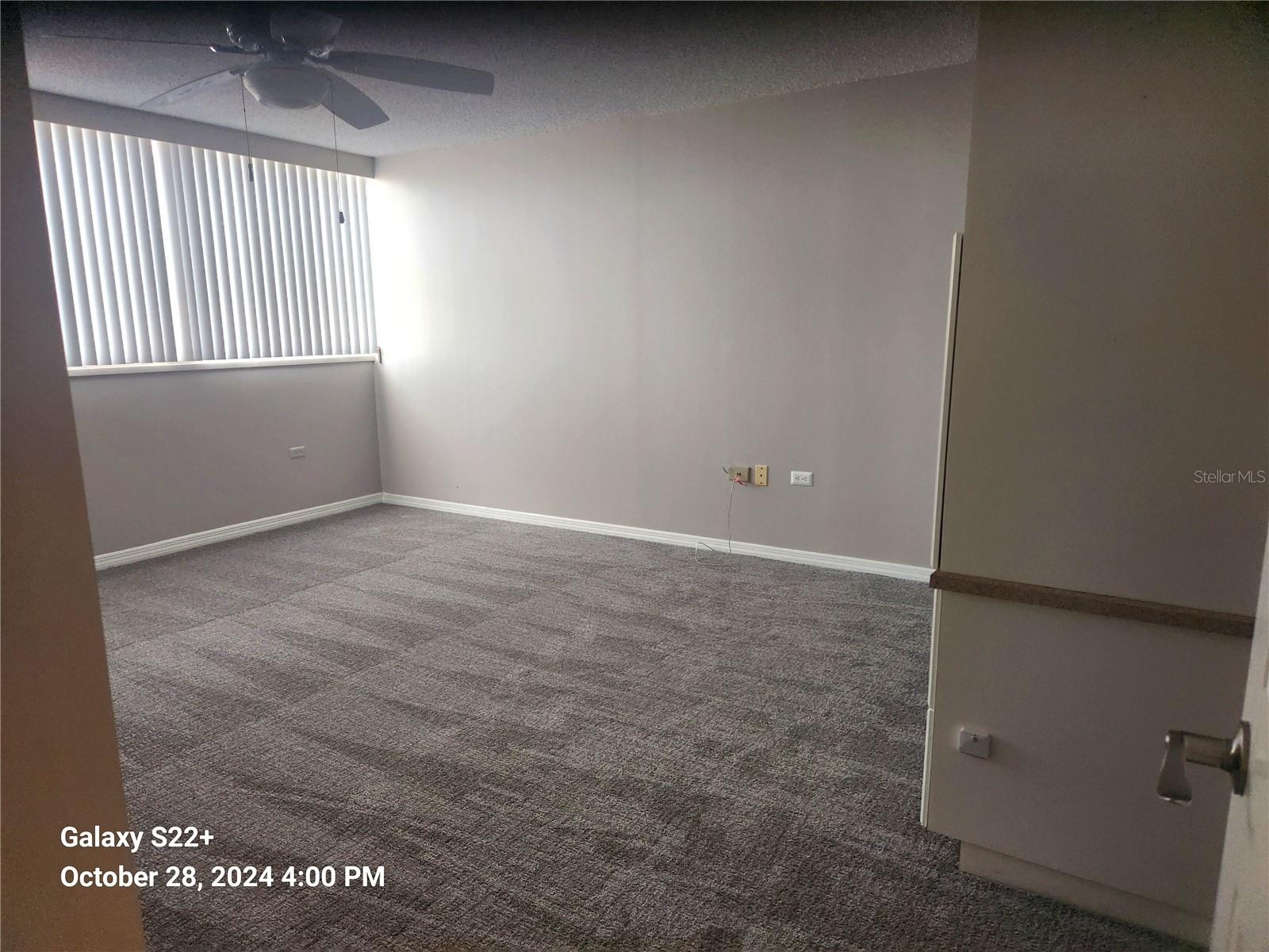 Image 12 of 17 For 450 Treasure Island Causeway 404