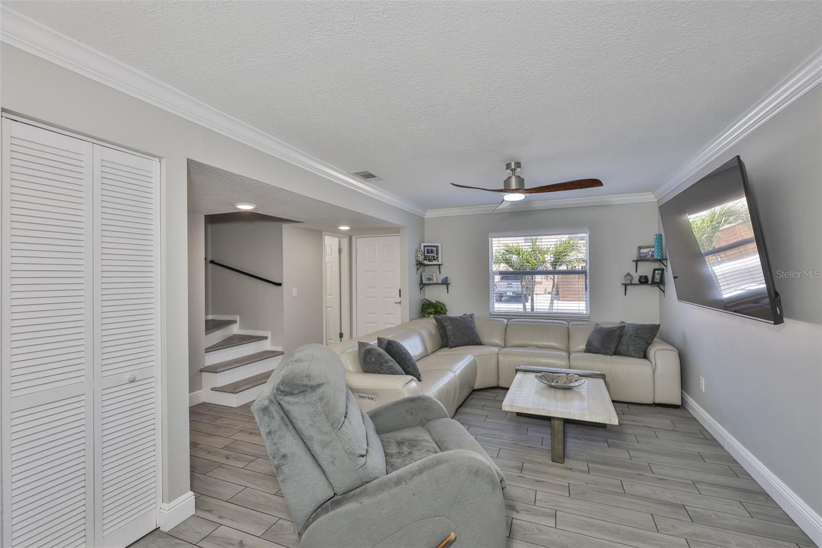 Image 10 of 41 For 2011-- Carolina Avenue