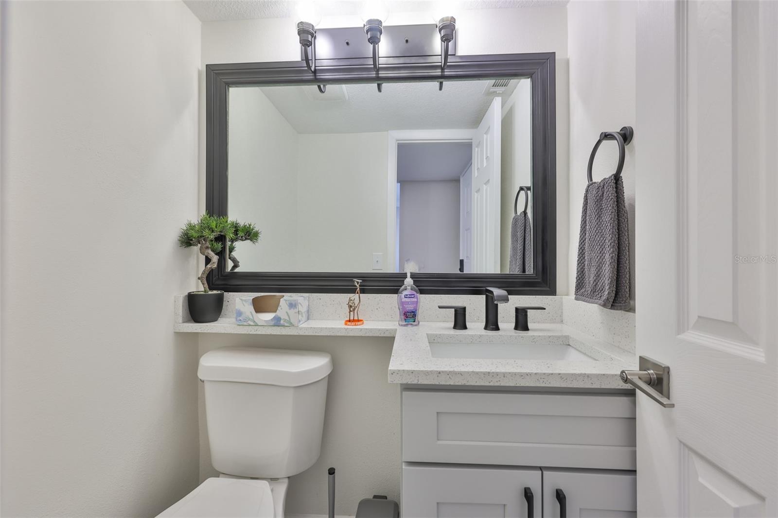 Image 15 of 41 For 2011-- Carolina Avenue