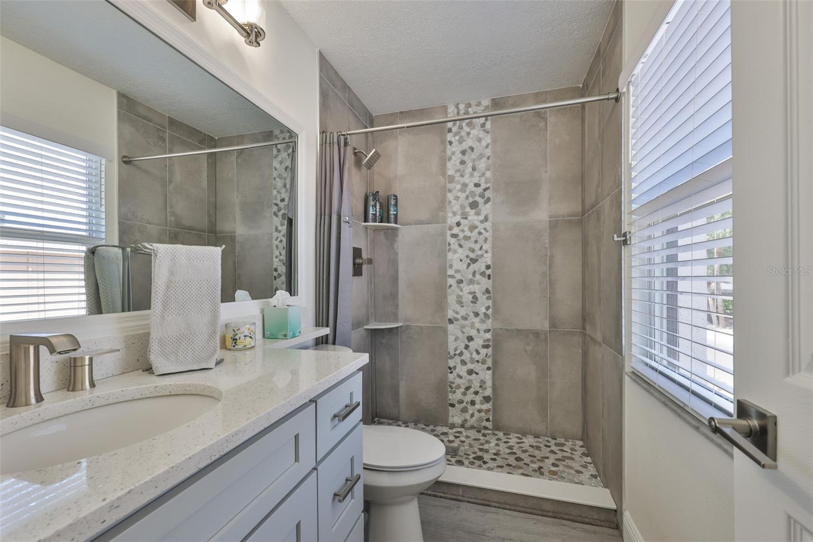 Image 20 of 41 For 2011-- Carolina Avenue