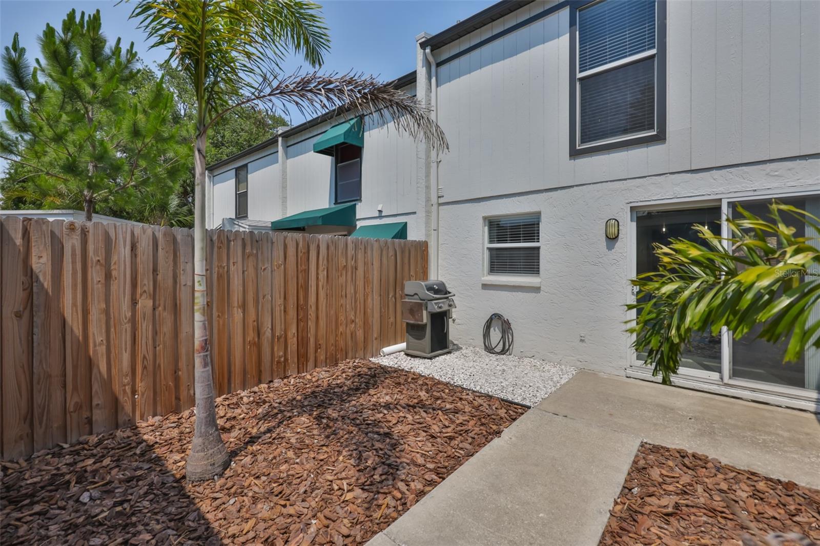 Image 34 of 41 For 2011-- Carolina Avenue