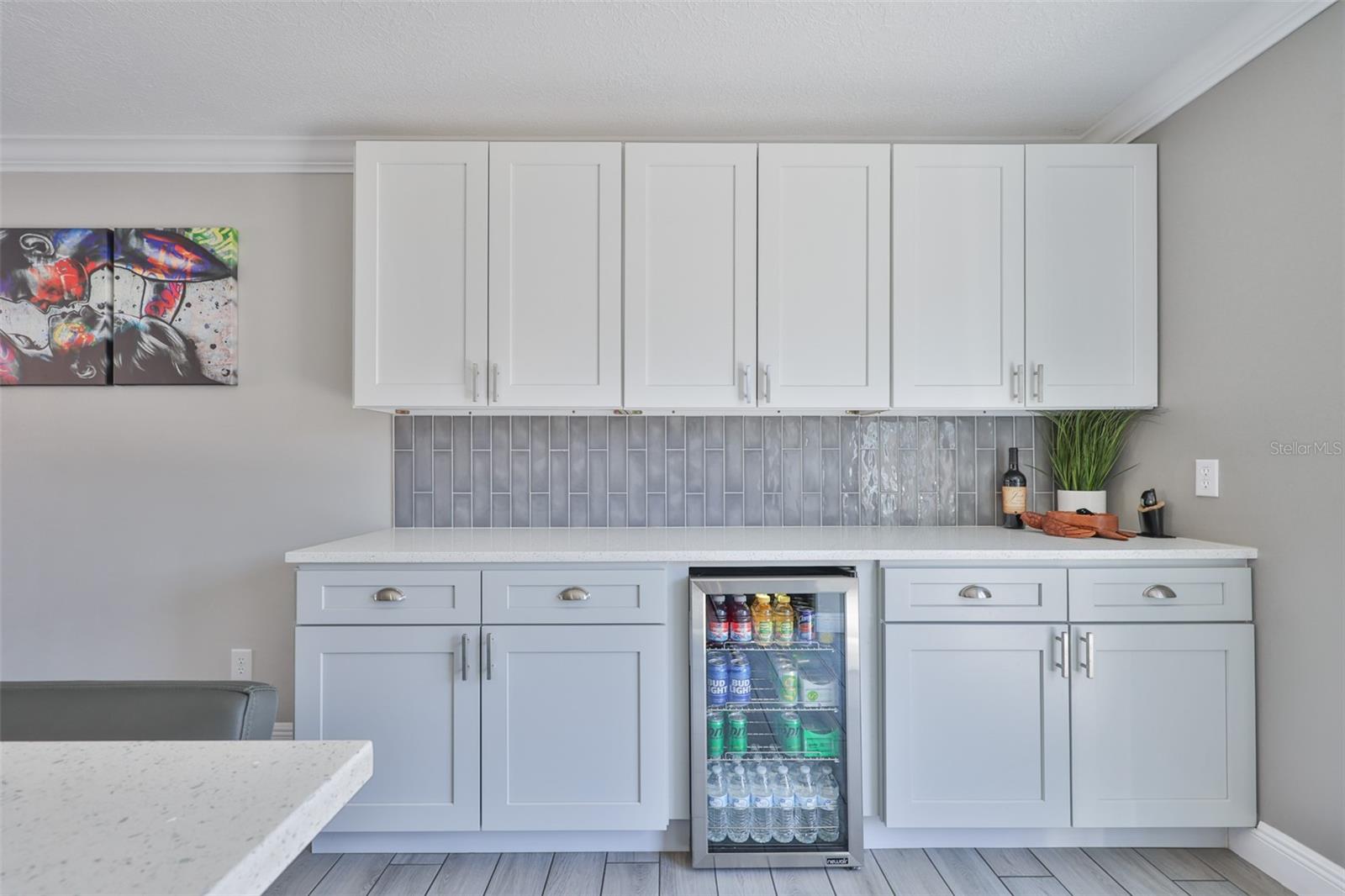 Image 7 of 41 For 2011-- Carolina Avenue