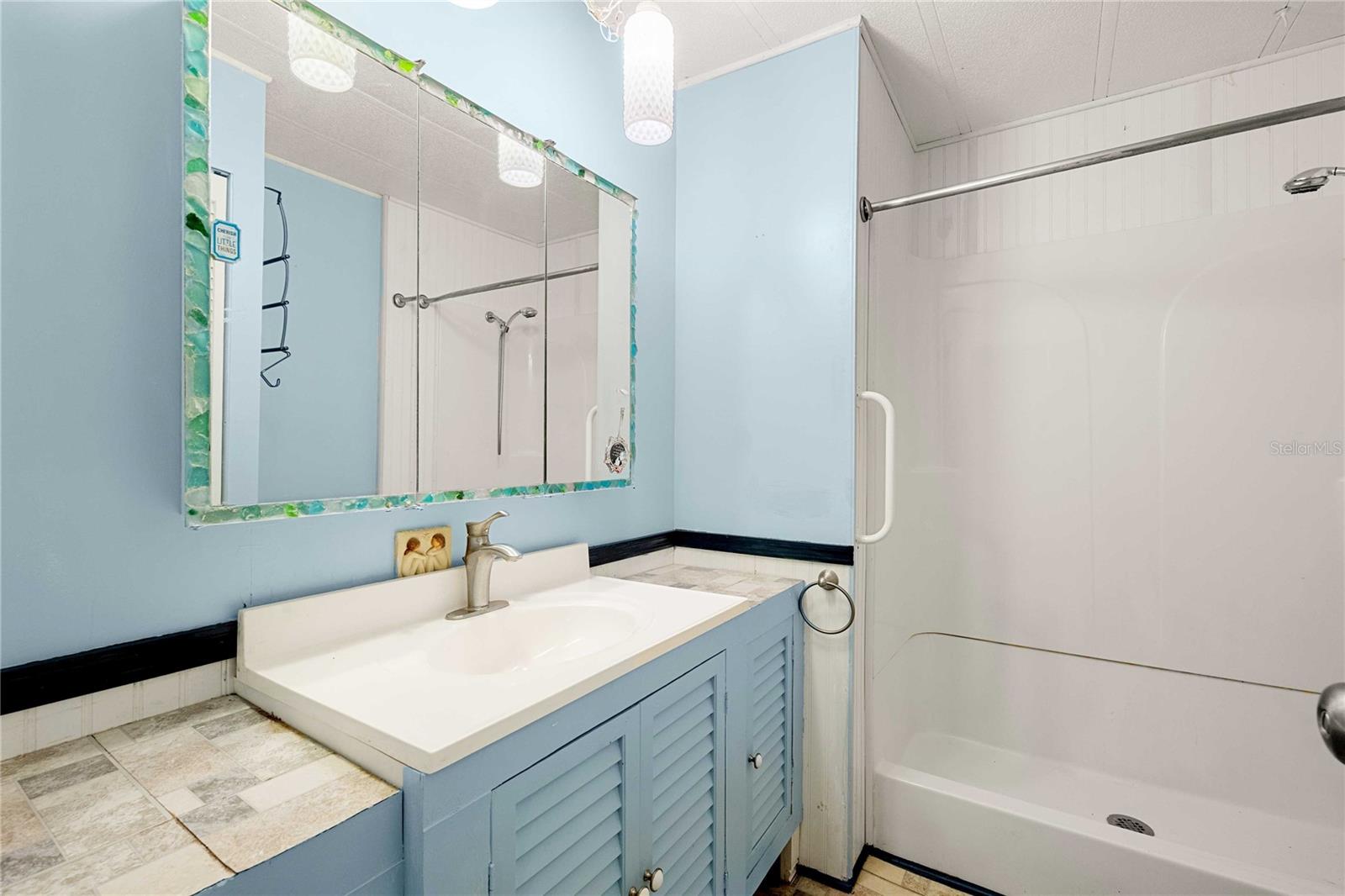 Image 22 of 40 For 37136 8th Avenue