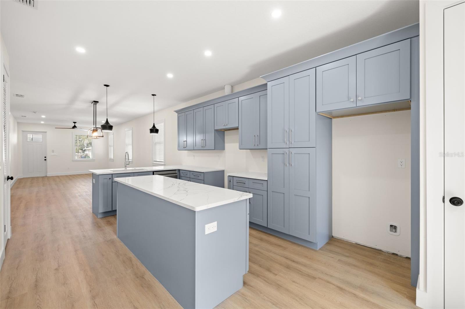 Image 4 of 19 For 1513 Knollwood Street