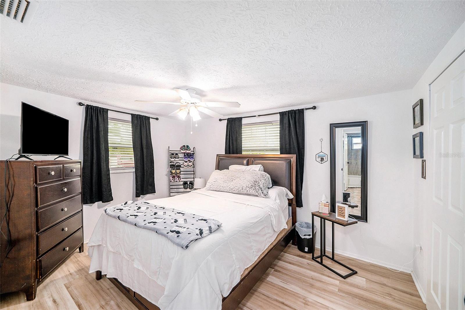 Image 13 of 24 For 7208 Dipaola Drive