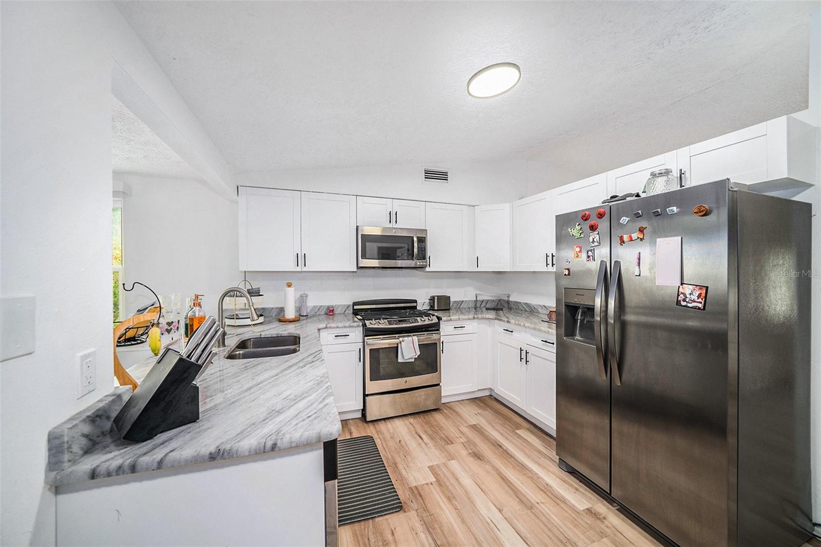 Image 9 of 24 For 7208 Dipaola Drive