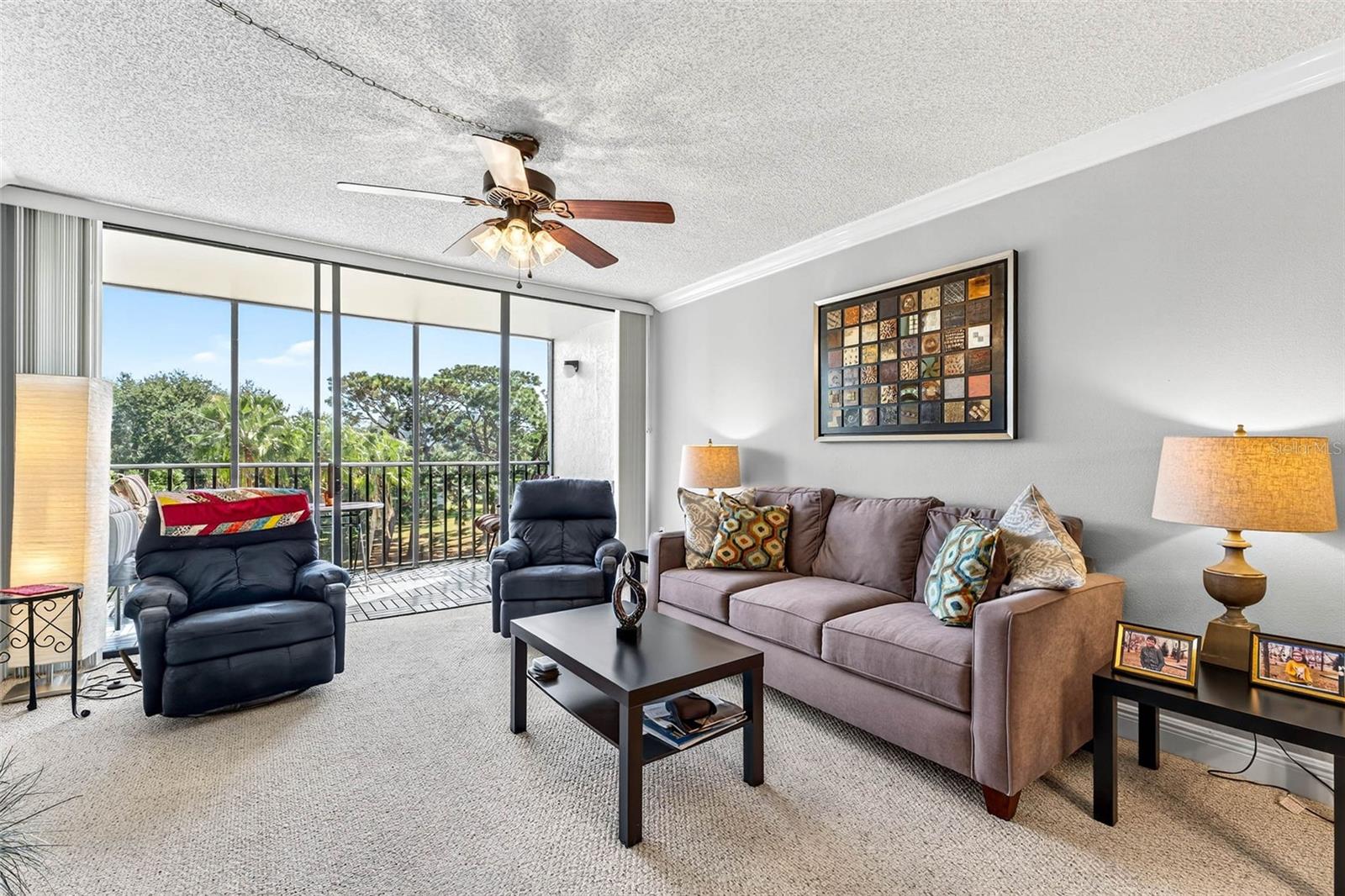 Image 2 of 46 For 800 Cove Cay Drive 4d