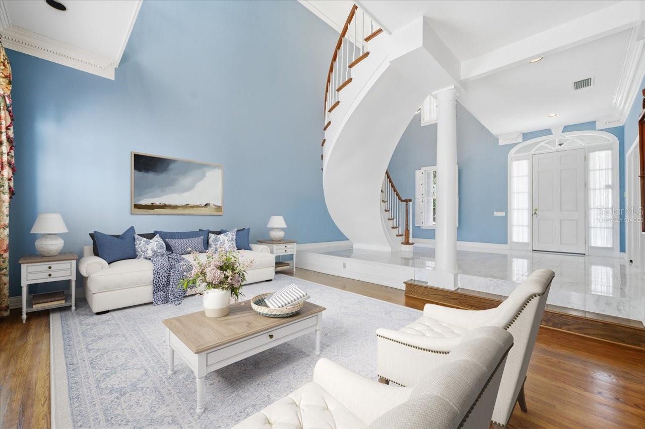 Listing photo id 12 for 15303 Eaton Court