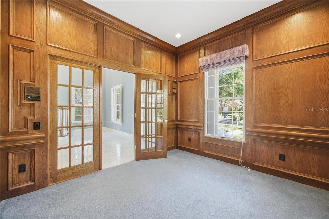 Listing photo id 46 for 15303 Eaton Court