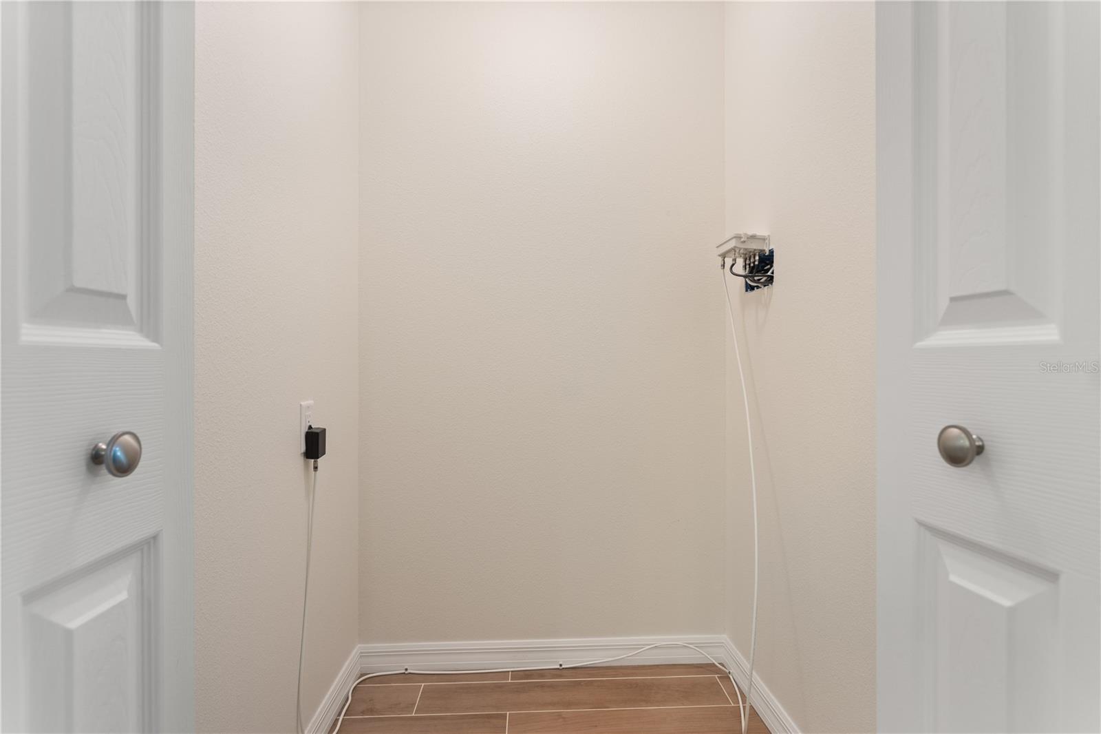 Image 28 of 79 For 11535 Shipwatch Way 1026