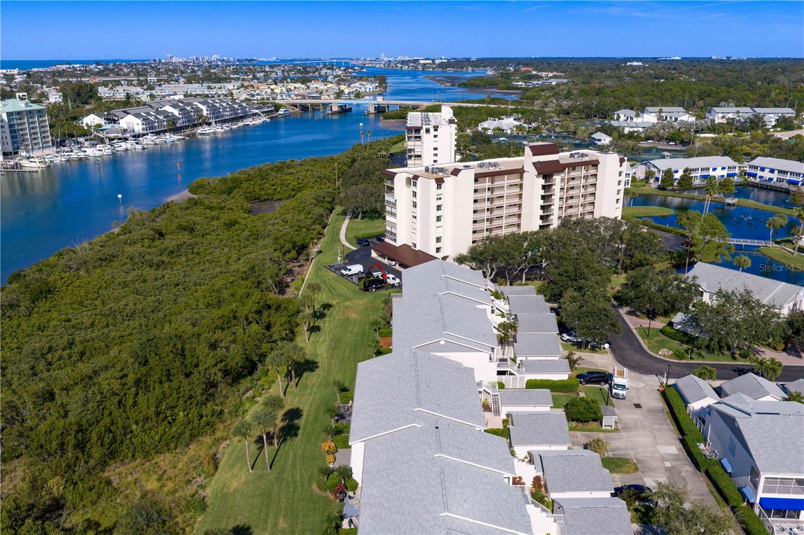 Image 41 of 79 For 11535 Shipwatch Way 1026