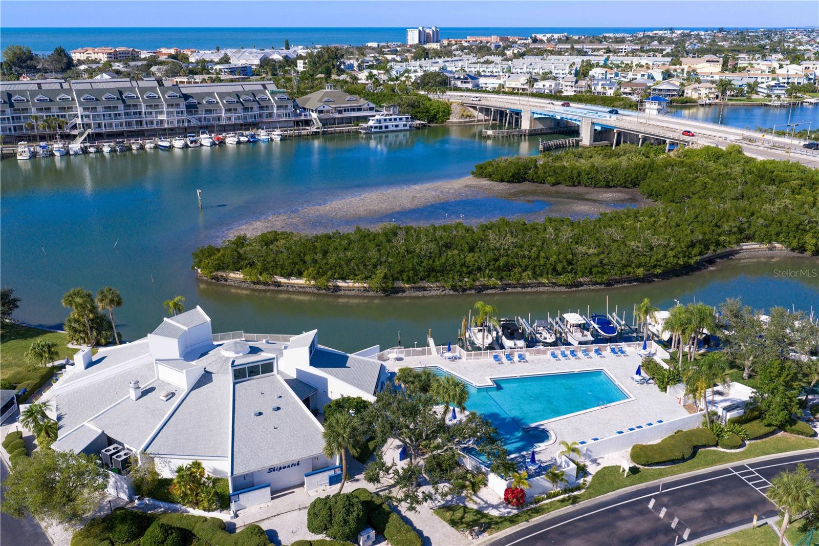 Image 47 of 79 For 11535 Shipwatch Way 1026