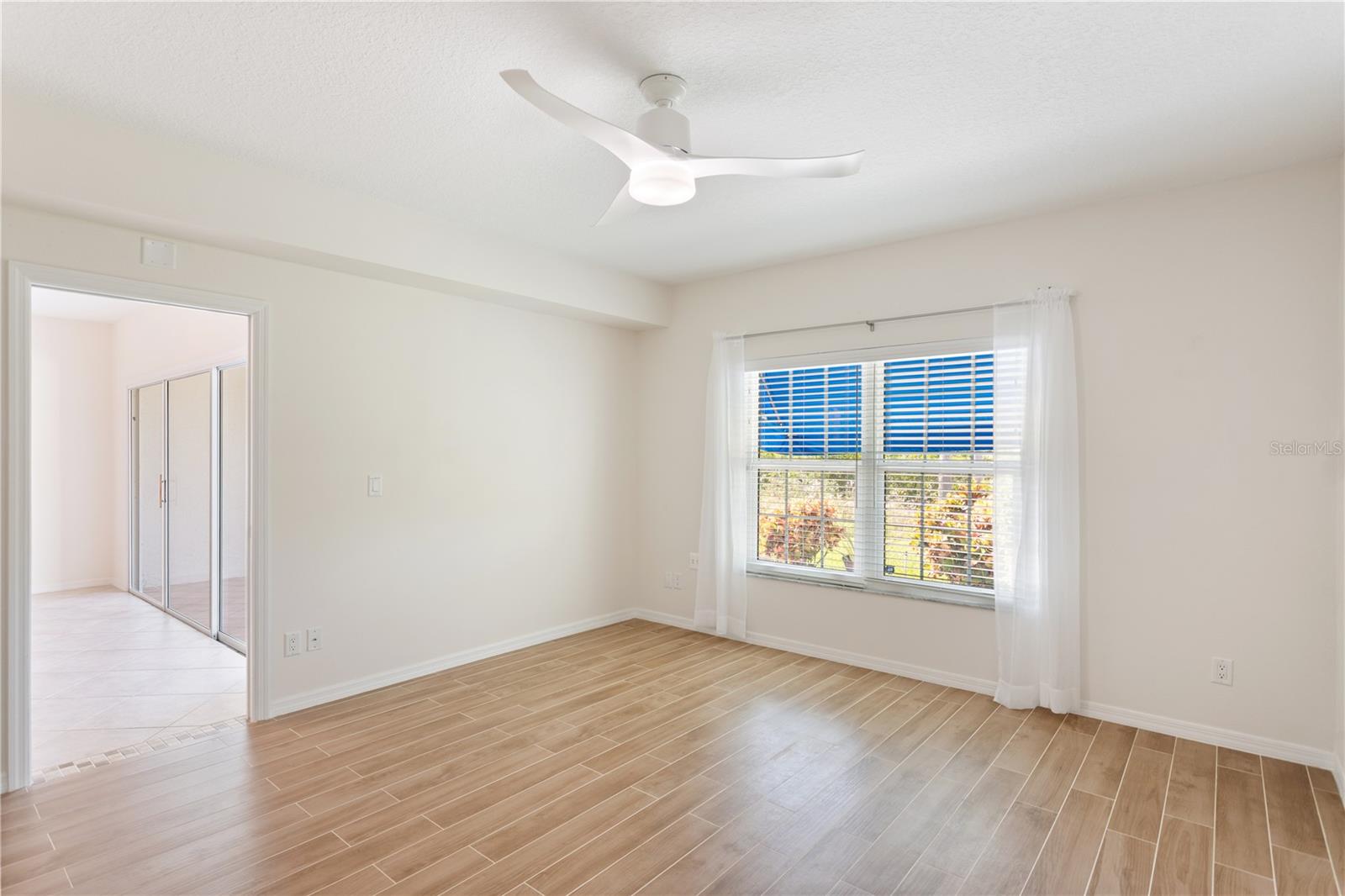 Image 60 of 79 For 11535 Shipwatch Way 1026