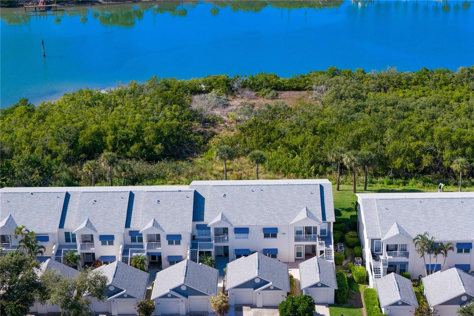 Image 66 of 79 For 11535 Shipwatch Way 1026