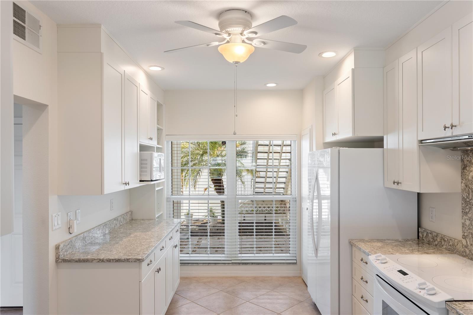 Image 8 of 79 For 11535 Shipwatch Way 1026