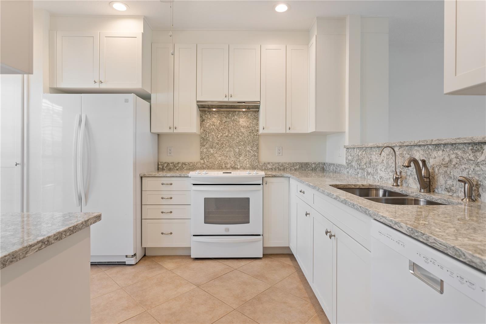 Image 9 of 79 For 11535 Shipwatch Way 1026