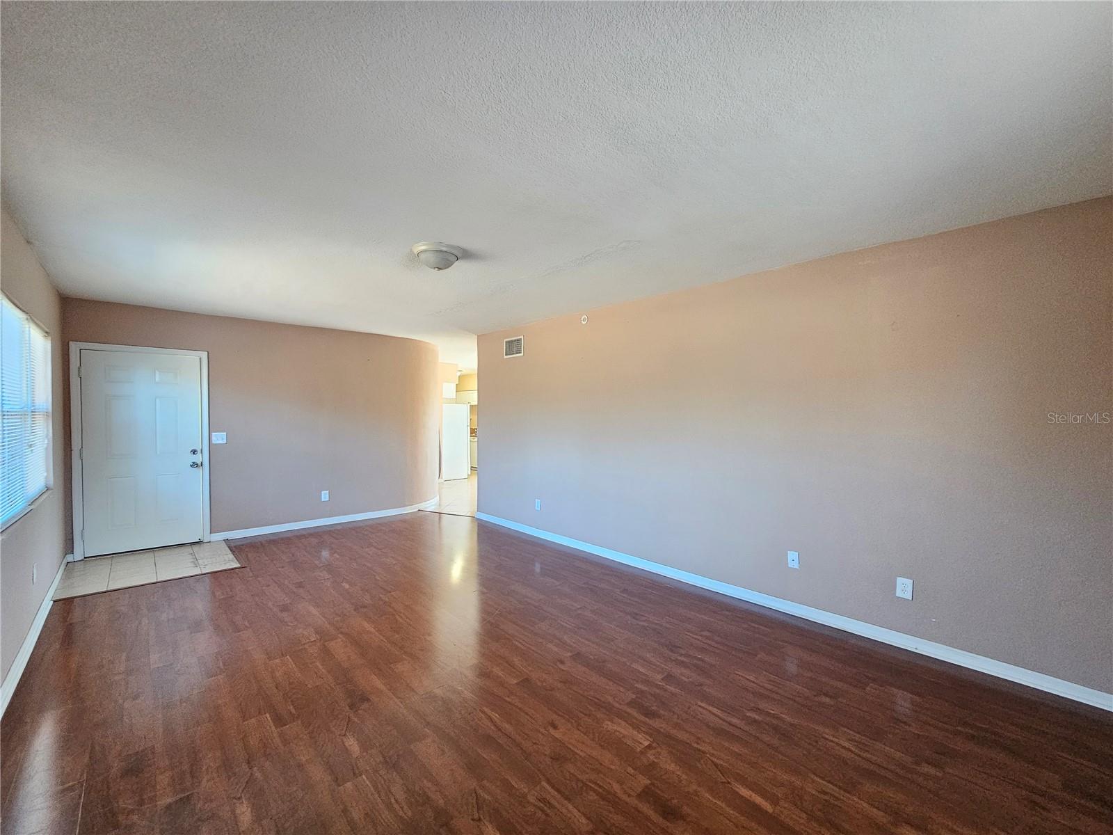 Image 3 of 13 For 1355 Drew Street 203