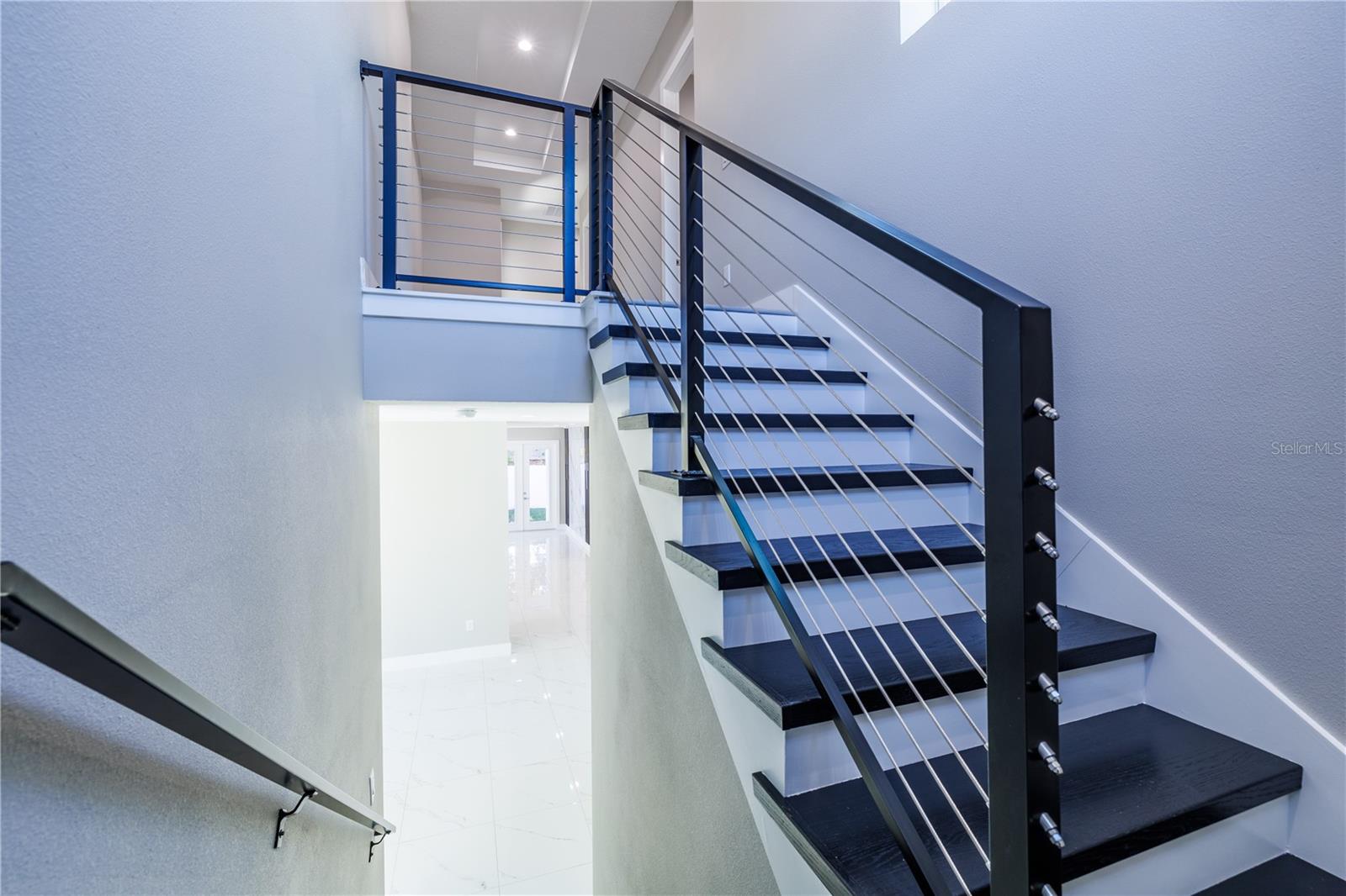 Listing photo id 20 for 4006 La Salle Street