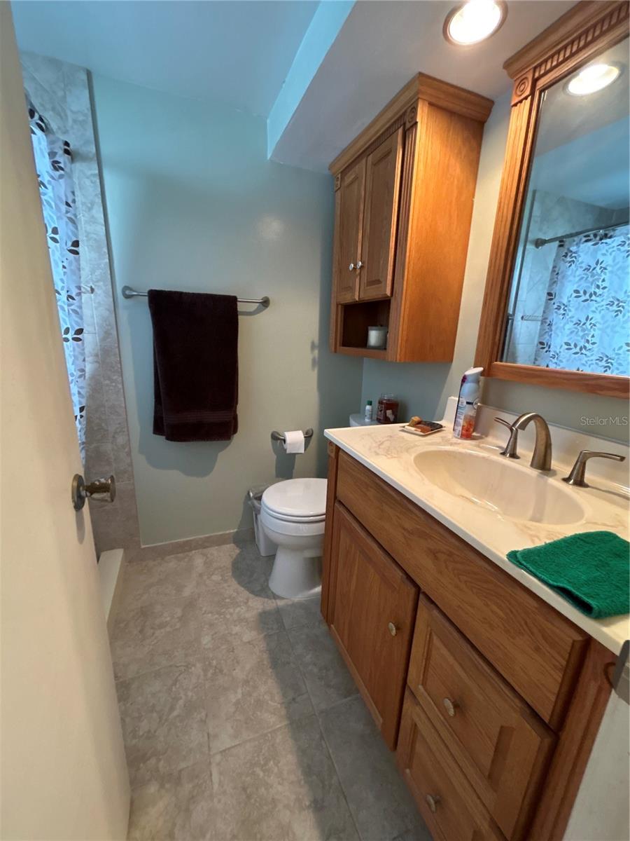 Image 19 of 32 For 4775 Cove Circle 1202